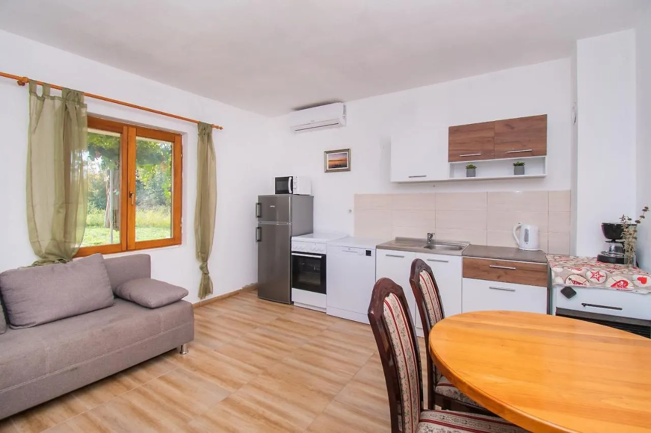 House Stone Curlew 6 Villa Lisane Tinjske 0*,  Croatia
