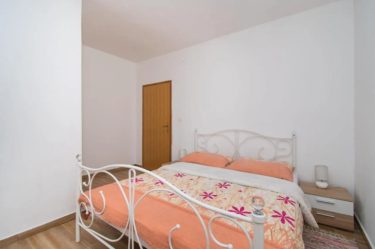 הוילה Lisane Tinjske House Stone Curlew 6 בית נופש